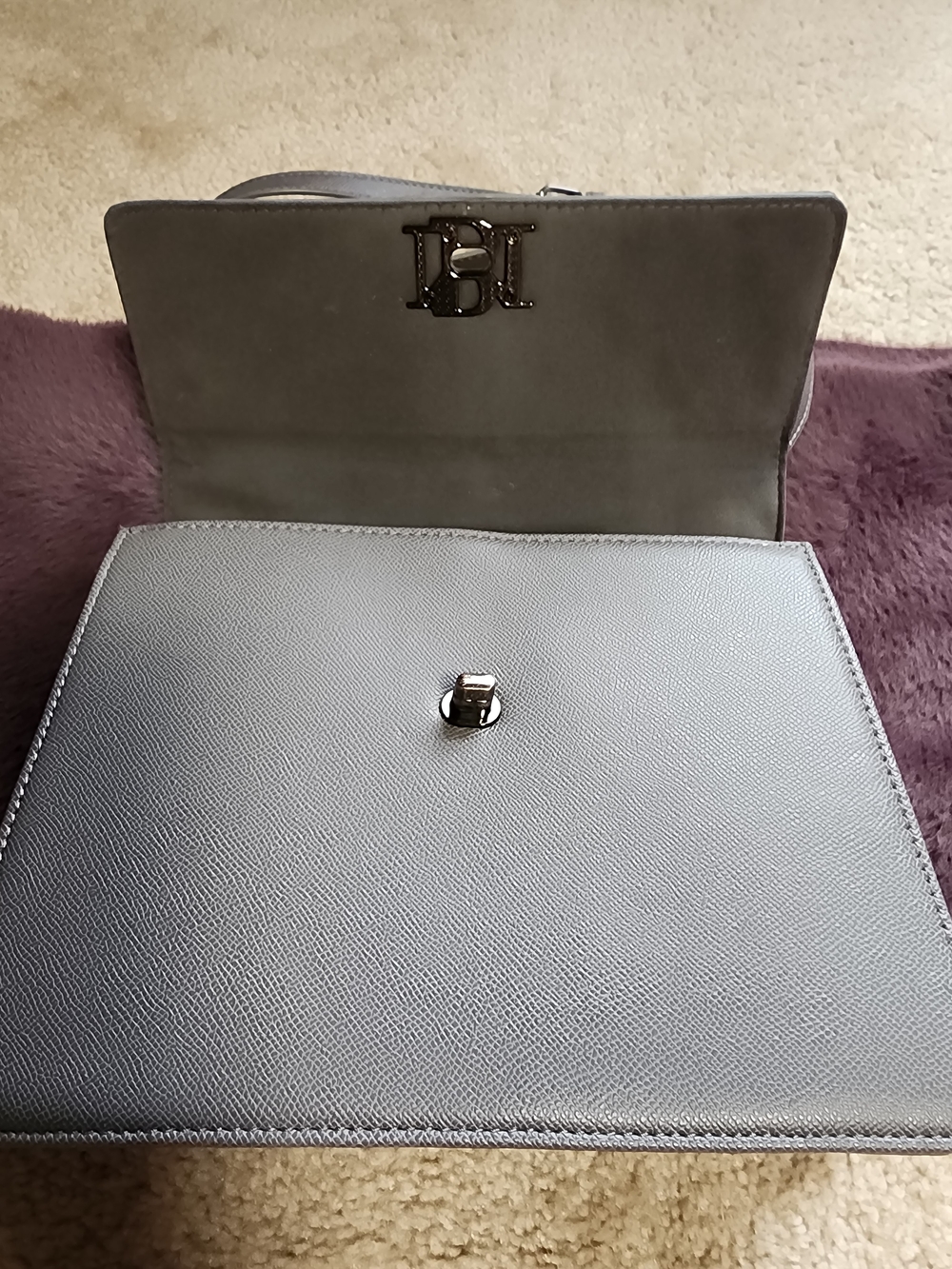 Badgley Mischka Grey Satchel/Crossbody $45 Like New - Picture 5 of 8